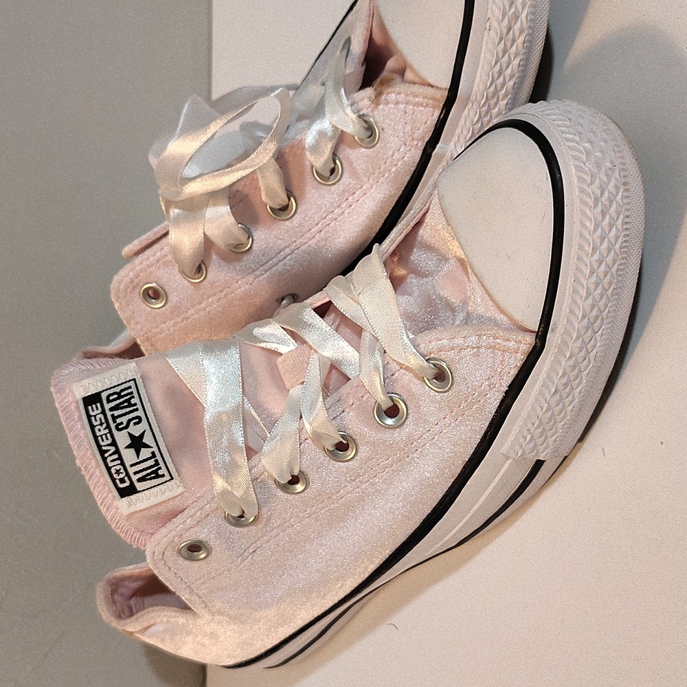 Pink VelvetConverse Sneakers With Ribbon Laces